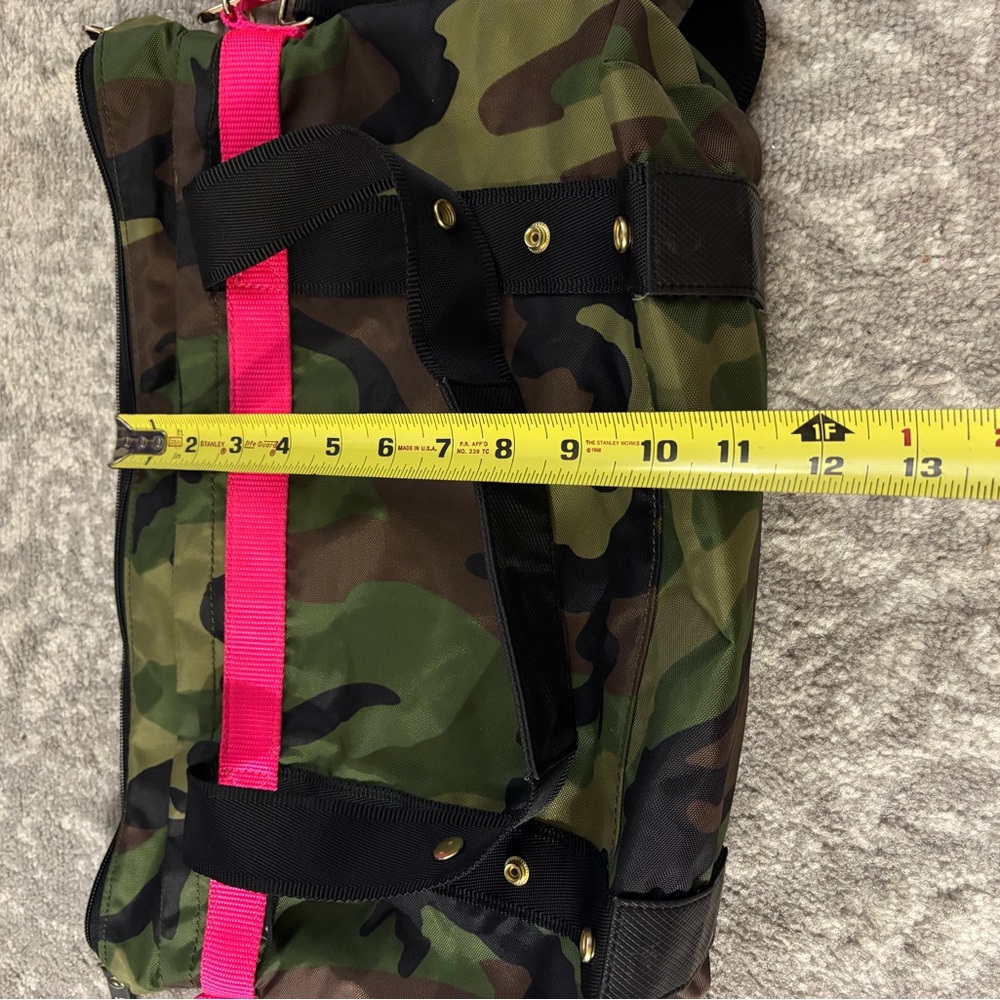 Andi small camo crossbody/ backpack bag - Picture 10 of 16